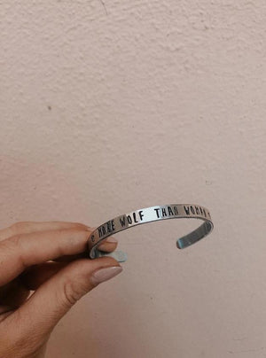 Bracciale personalizzato SLIM - font classic - Wanderlust Factory® ☽ Mobile Fashion Boutique 